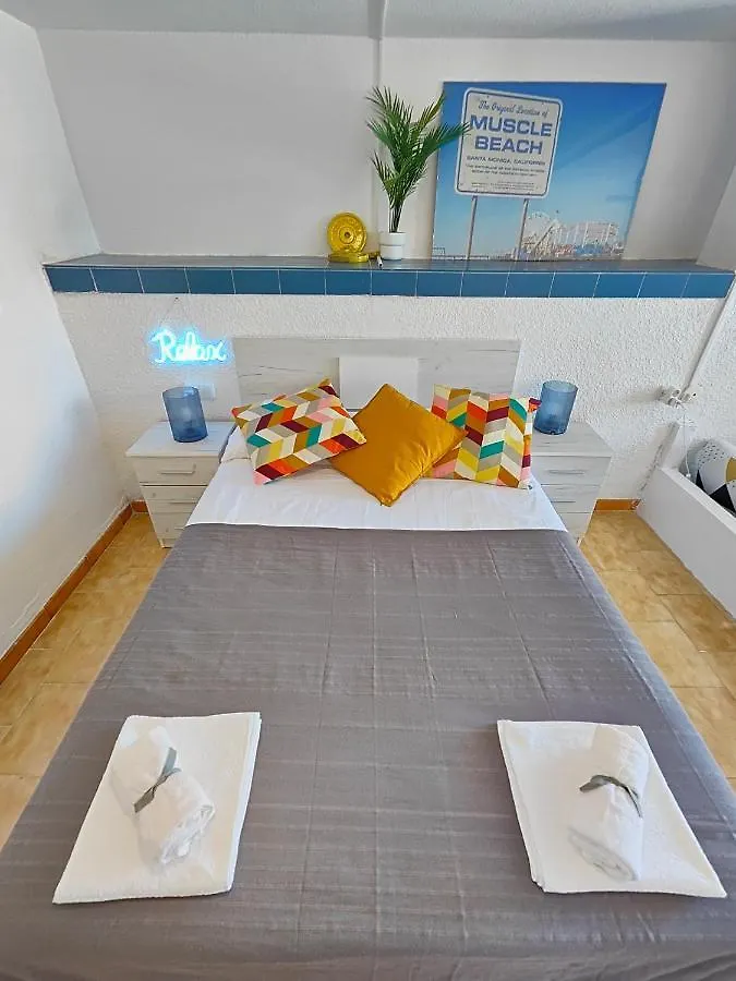 Apartamento Renovado, luminoso y confortable loft con piscina La Pineda
