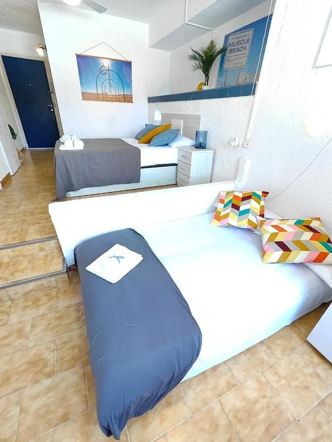 Apartamento Renovado, luminoso y confortable loft con piscina La Pineda España